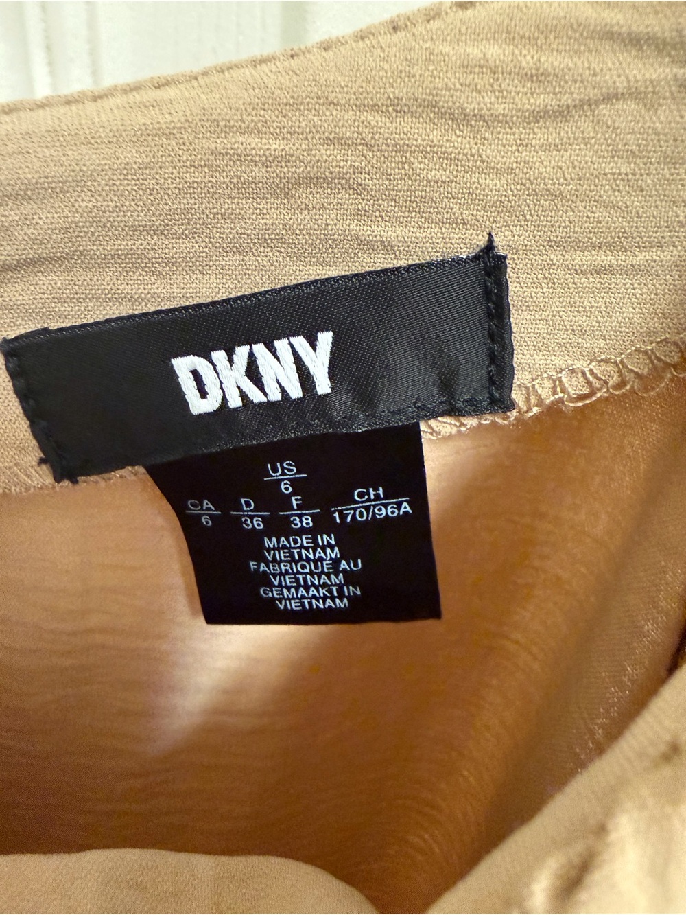 DKNY Off-the-Shoulder Ruffle Mini Dress in Sand - Size 6 Boho, Chic, Romantic - Picture 6 of 8